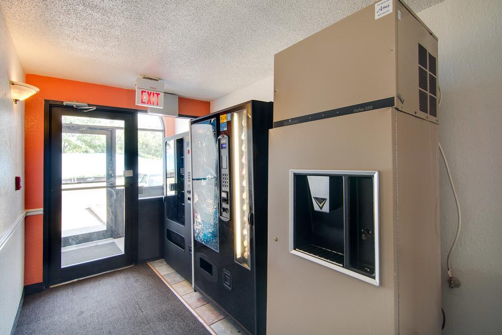 Motel 6-Waukegan, Il Exterior photo
