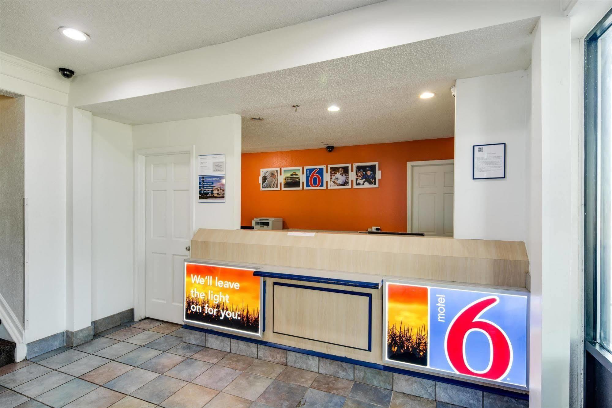 Motel 6-Waukegan, Il Exterior photo