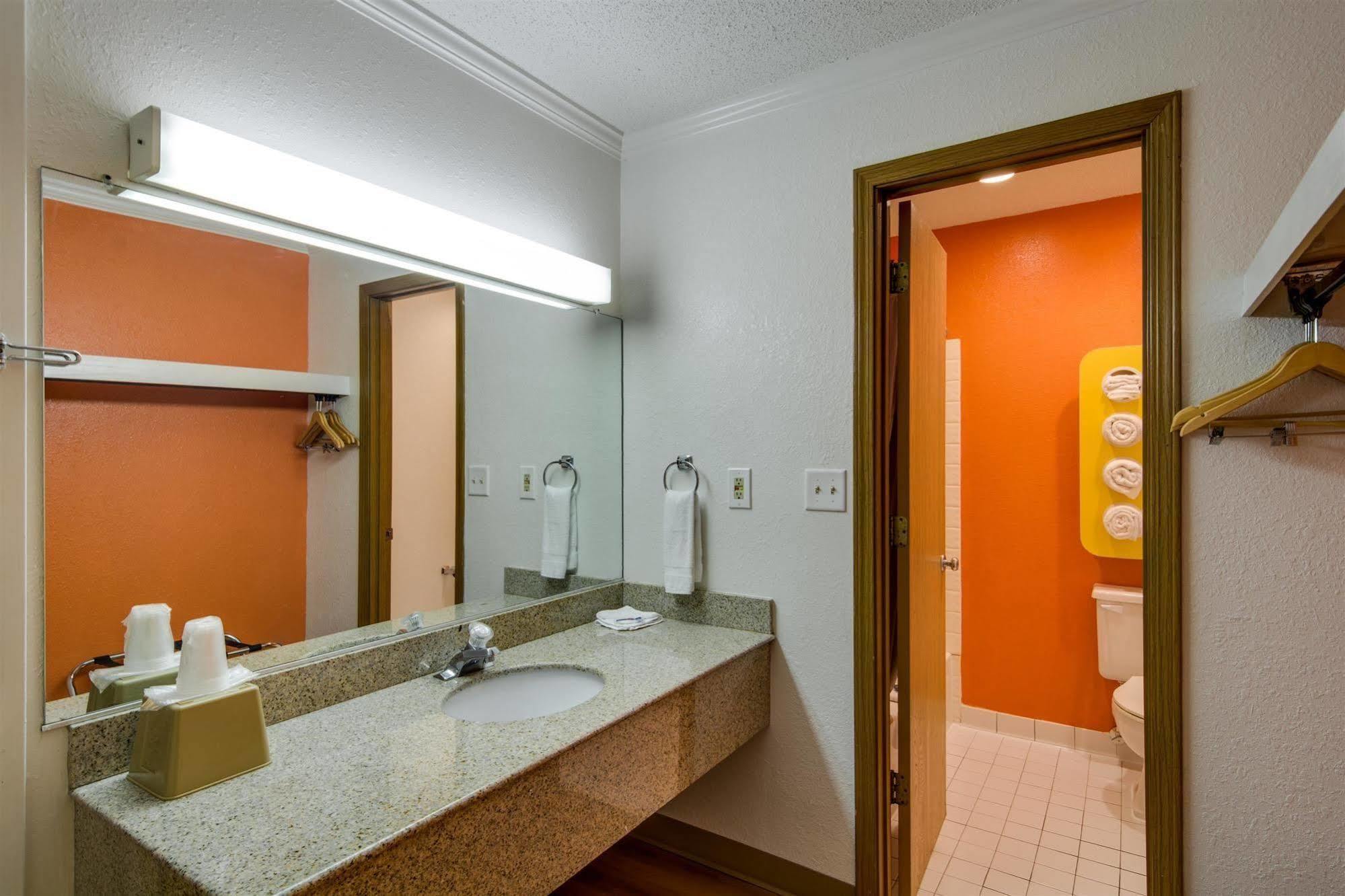Motel 6-Waukegan, Il Exterior photo